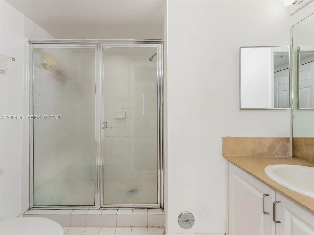1155 Brickell Bay Dr #3403 Miami, FL 33131