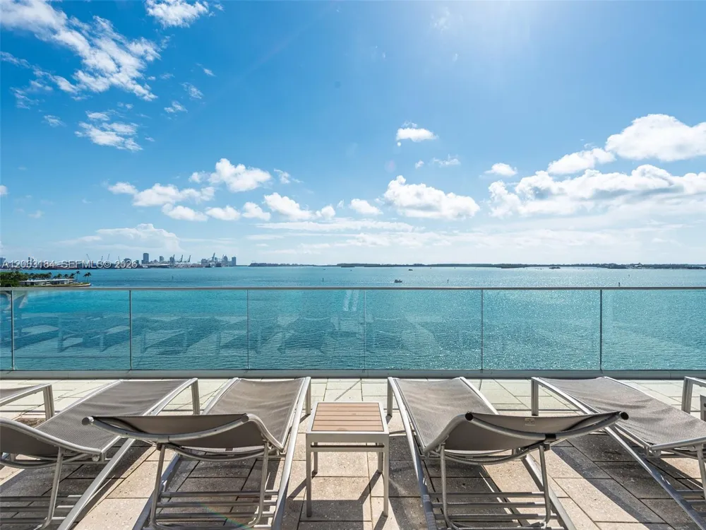 1155 Brickell Bay Dr #3403 Miami, FL 33131