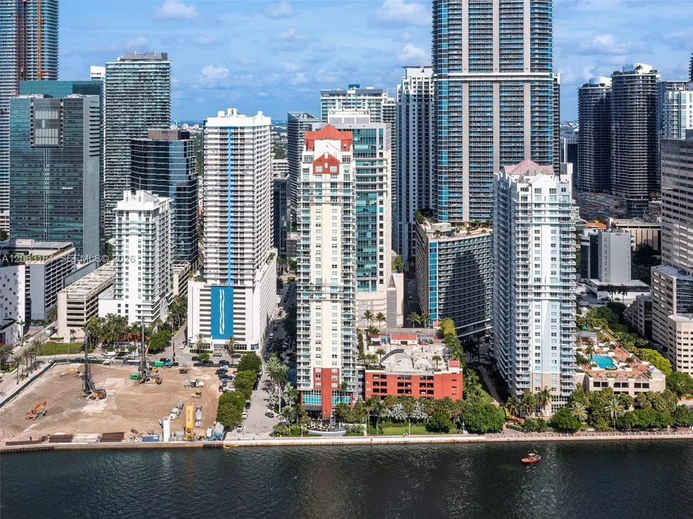 1155 Brickell Bay Dr #3403 Miami, FL 33131