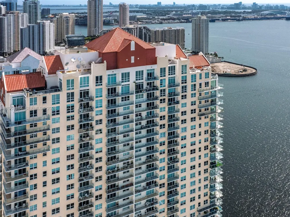 1155 Brickell Bay Dr #3403 Miami, FL 33131