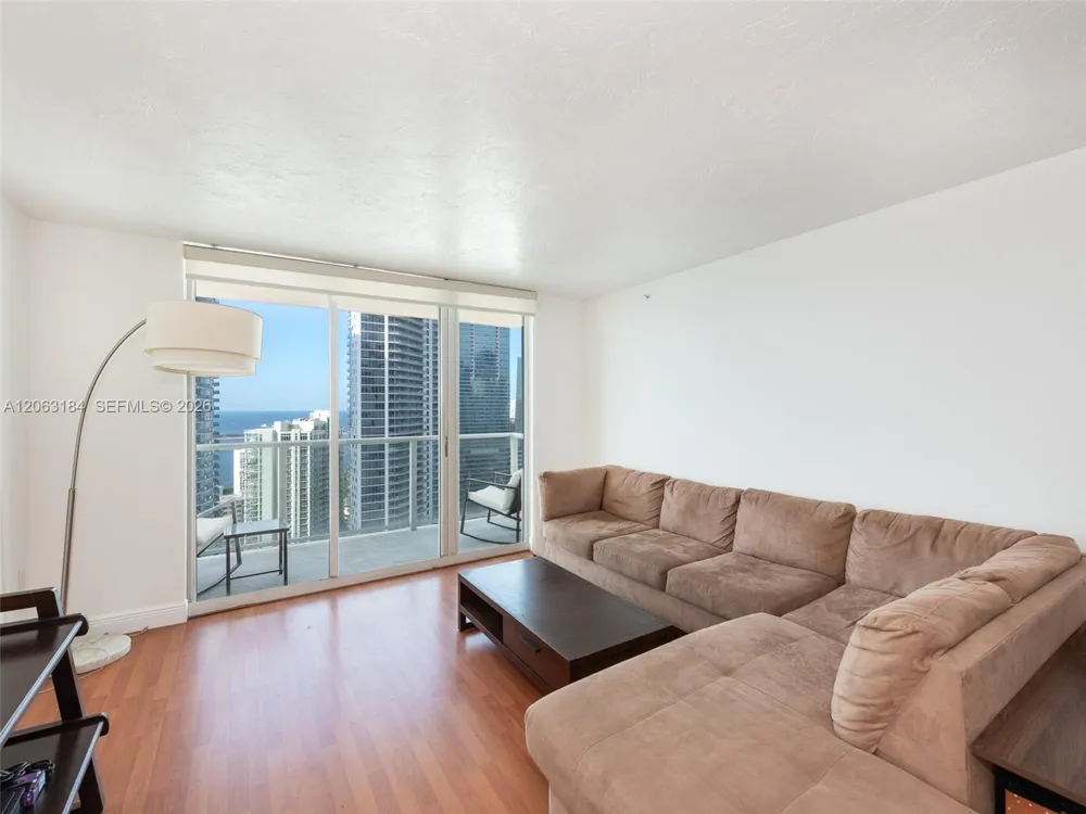 1155 Brickell Bay Dr #3403 Miami, FL 33131