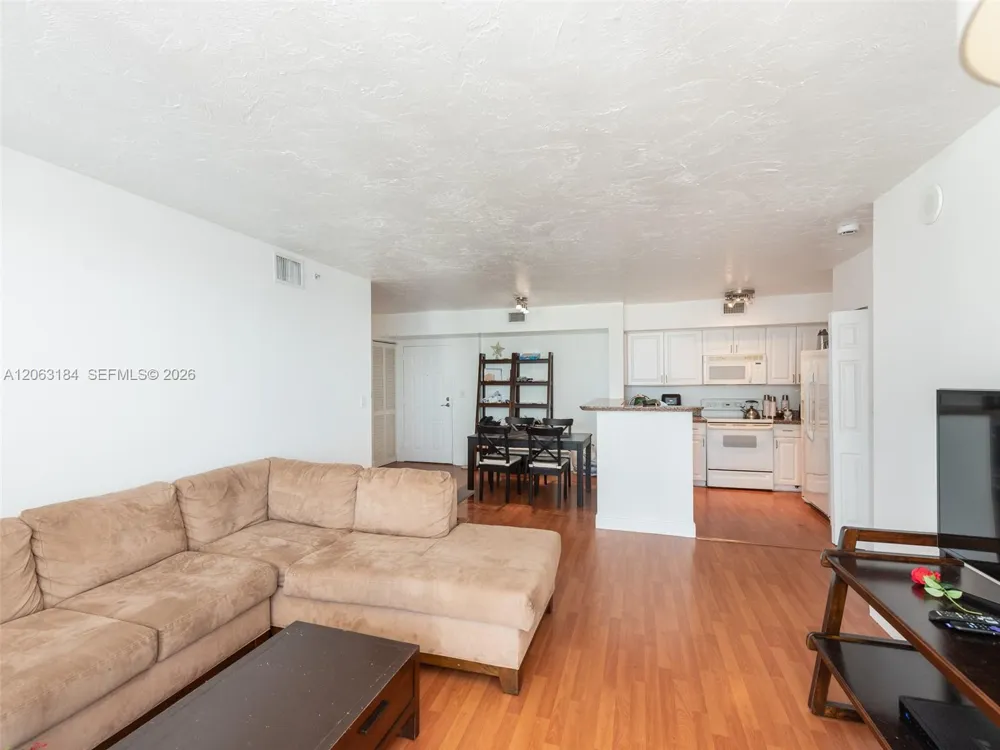 1155 Brickell Bay Dr #3403 Miami, FL 33131