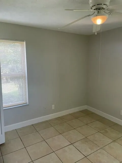6537 SE FEDERAL HWY 102 Highway SE #102 Stuart, FL 34994