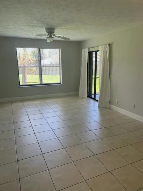 6537 SE FEDERAL HWY 102 Highway SE #102 Stuart, FL 34994