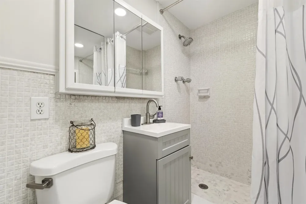 68 YACHT CLUB DRIVE #20 North Palm Beach, FL 33408