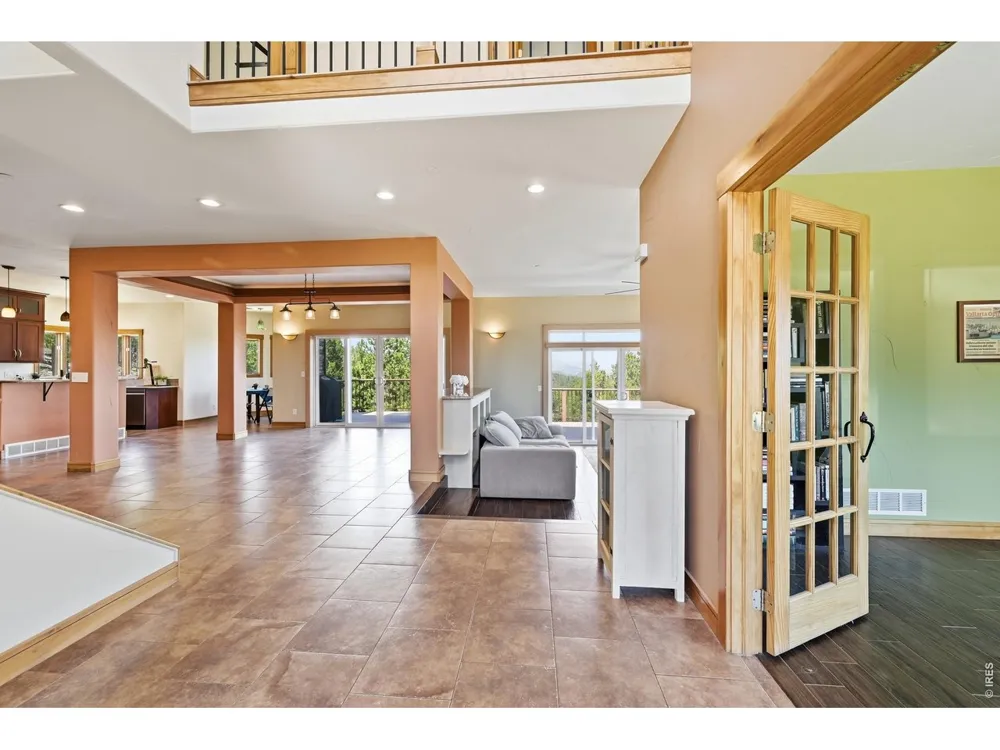 800 Divide View Drive Golden, CO 80403