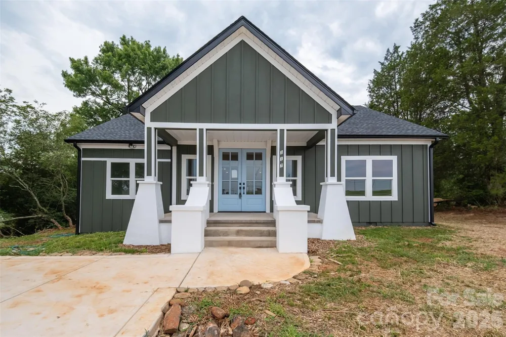 317 Old Airport Road #33 Statesville, NC 28677