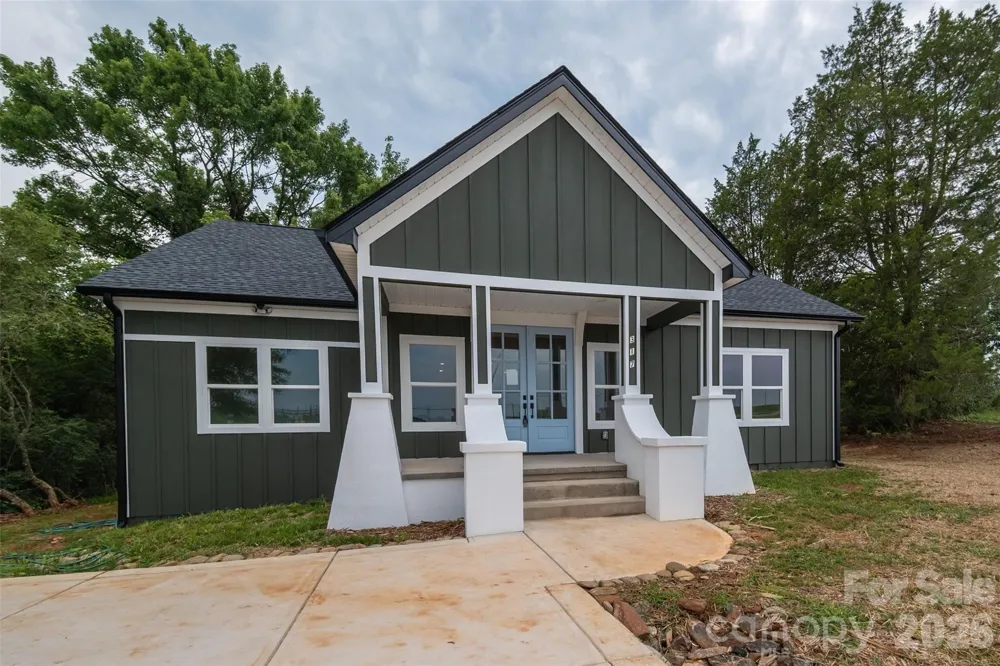 317 Old Airport Road #33 Statesville, NC 28677