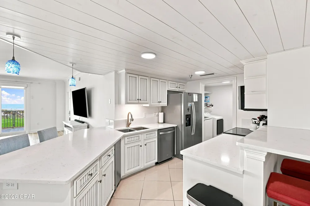 4421 Thomas Drive #101 Panama City, FL 32408