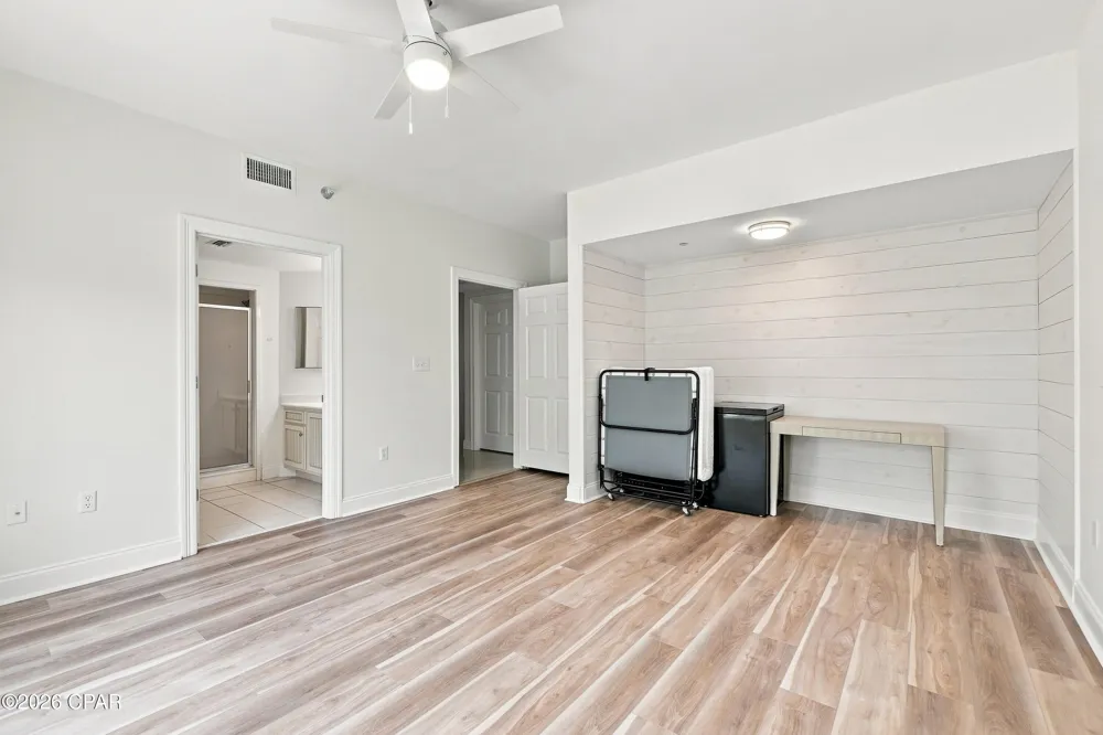 4421 Thomas Drive #101 Panama City, FL 32408