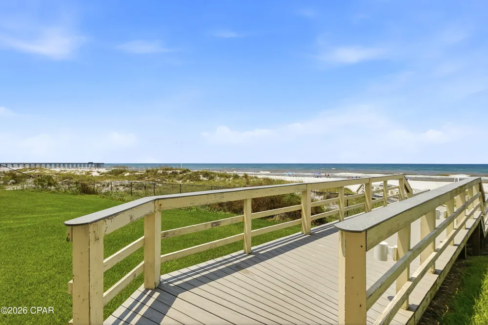 4421 Thomas Drive #101 Panama City, FL 32408
