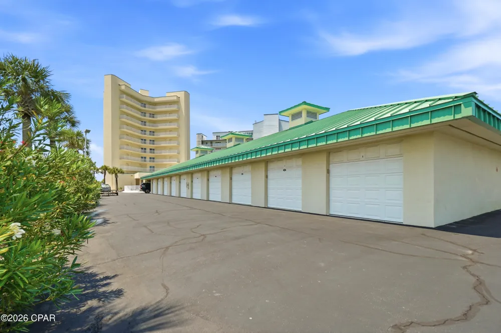 4421 Thomas Drive #101 Panama City, FL 32408