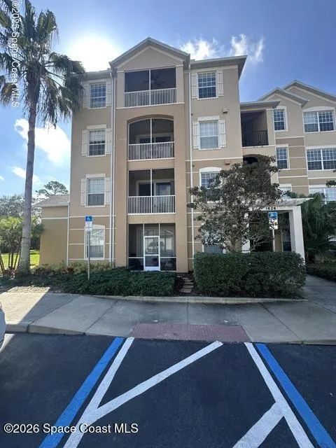 1626 Peregrine Circle #305