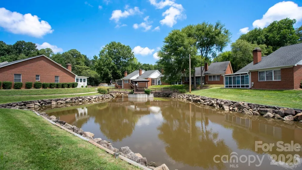 19940 Oak Leaf Circle Cornelius, NC 28031