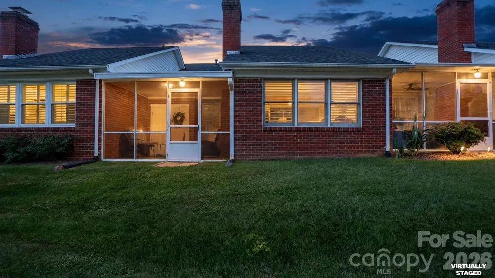 19940 Oak Leaf Circle Cornelius, NC 28031
