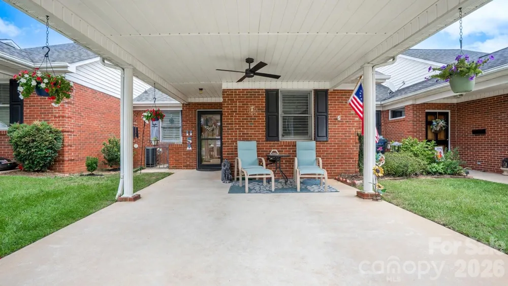 19940 Oak Leaf Circle Cornelius, NC 28031