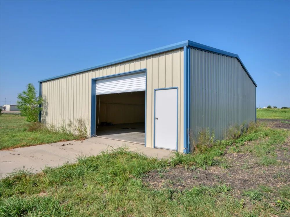 2944 CR-596 Nevada, TX 75173