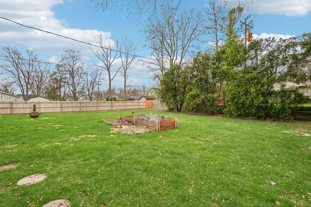 445 Courtland Street Ypsilanti, MI 48197