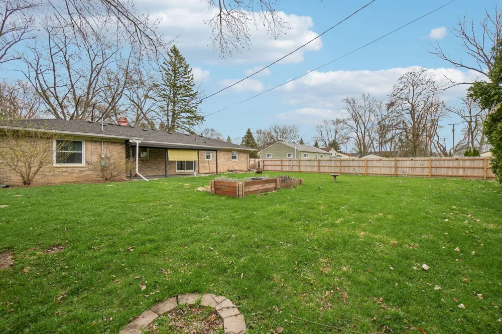 445 Courtland Street Ypsilanti, MI 48197
