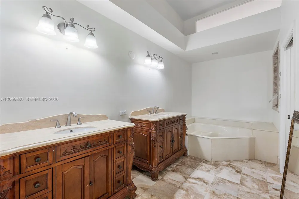2449 NW 64th St Boca Raton, FL 33496
