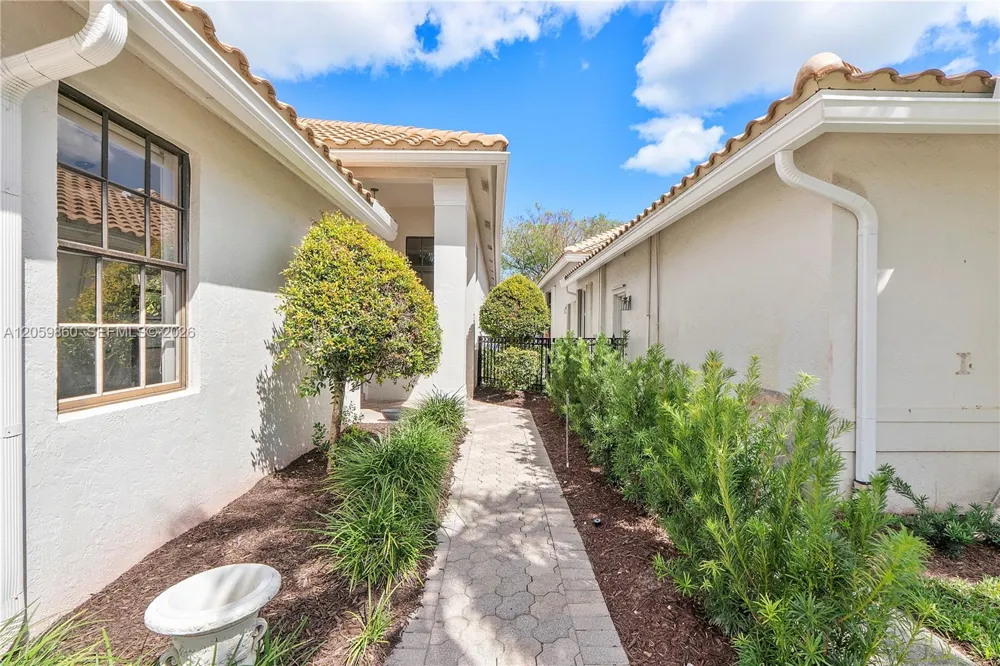 2449 NW 64th St Boca Raton, FL 33496
