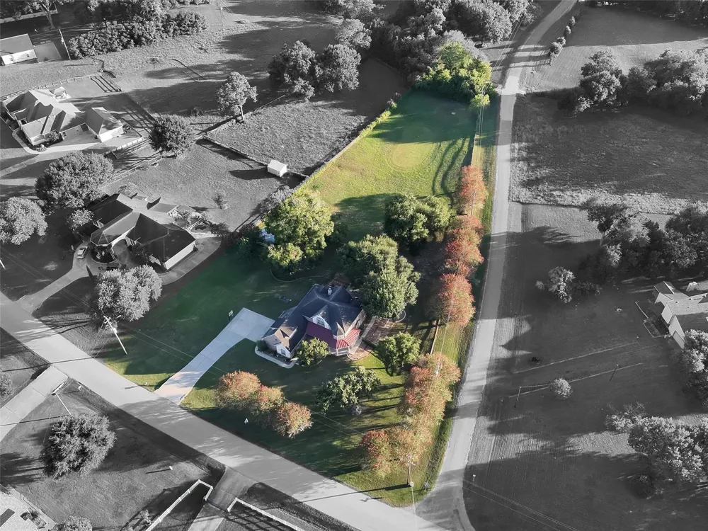 211 Brazos Hill Lane Sealy, TX 77474