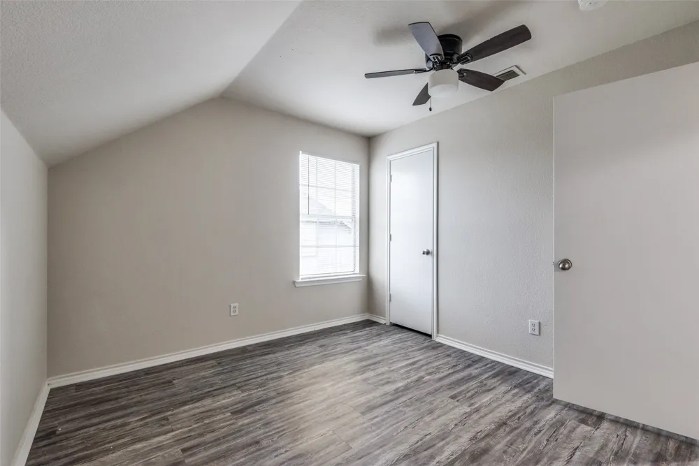 321 Queens Court S #B Mansfield, TX 76063