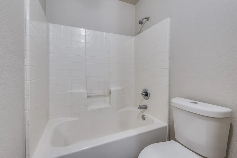 321 Queens Court S #B Mansfield, TX 76063