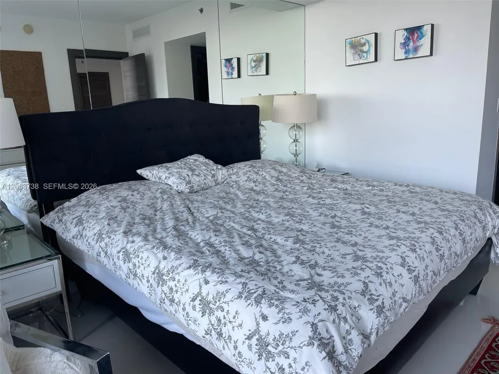 495 Brickell Ave #703 Miami, FL 33131