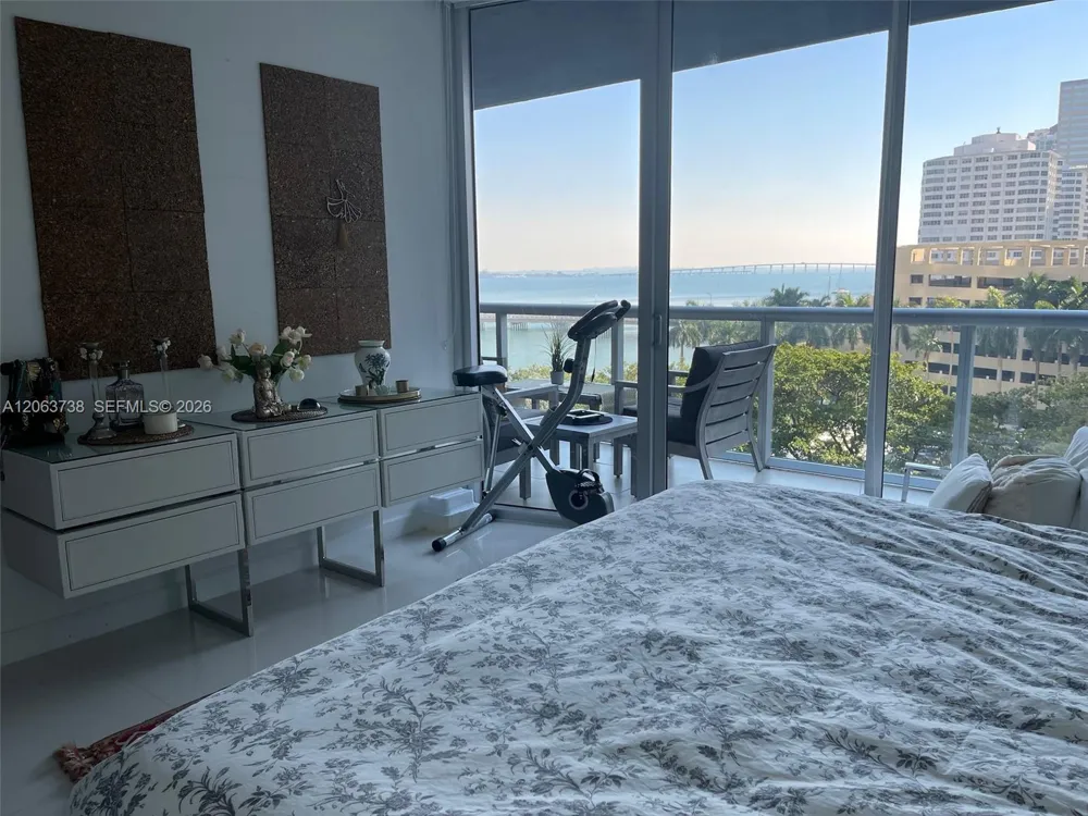 495 Brickell Ave #703 Miami, FL 33131