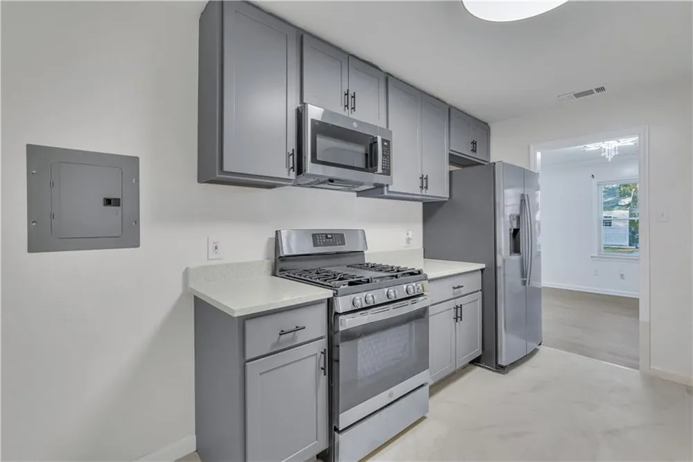 2205 Texas Avenue Savannah, GA 31404
