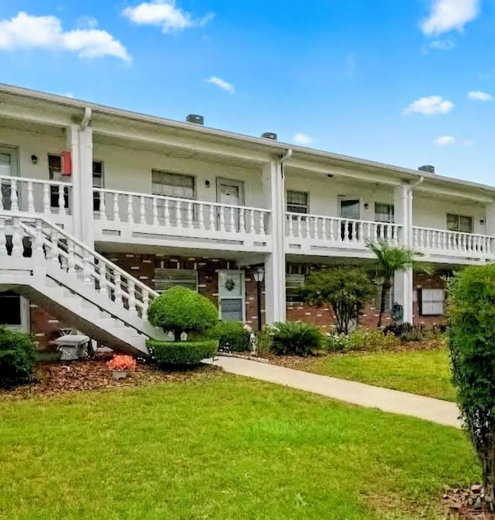 4744 AZALEA DRIVE #204 New Port Richey, FL 34652