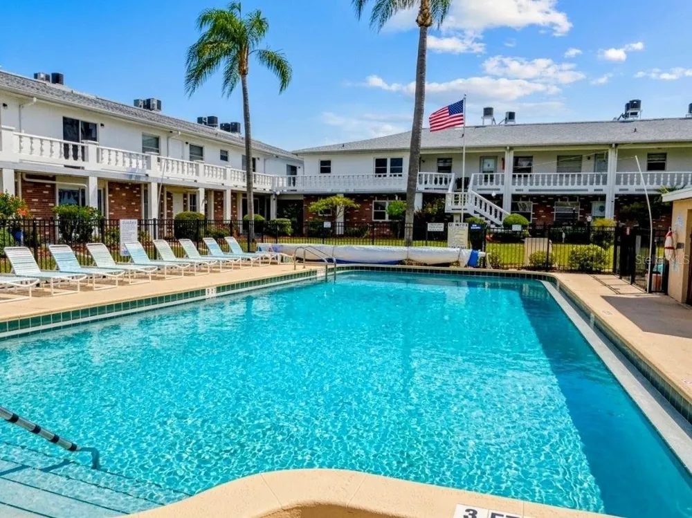 4744 AZALEA DRIVE #204 New Port Richey, FL 34652