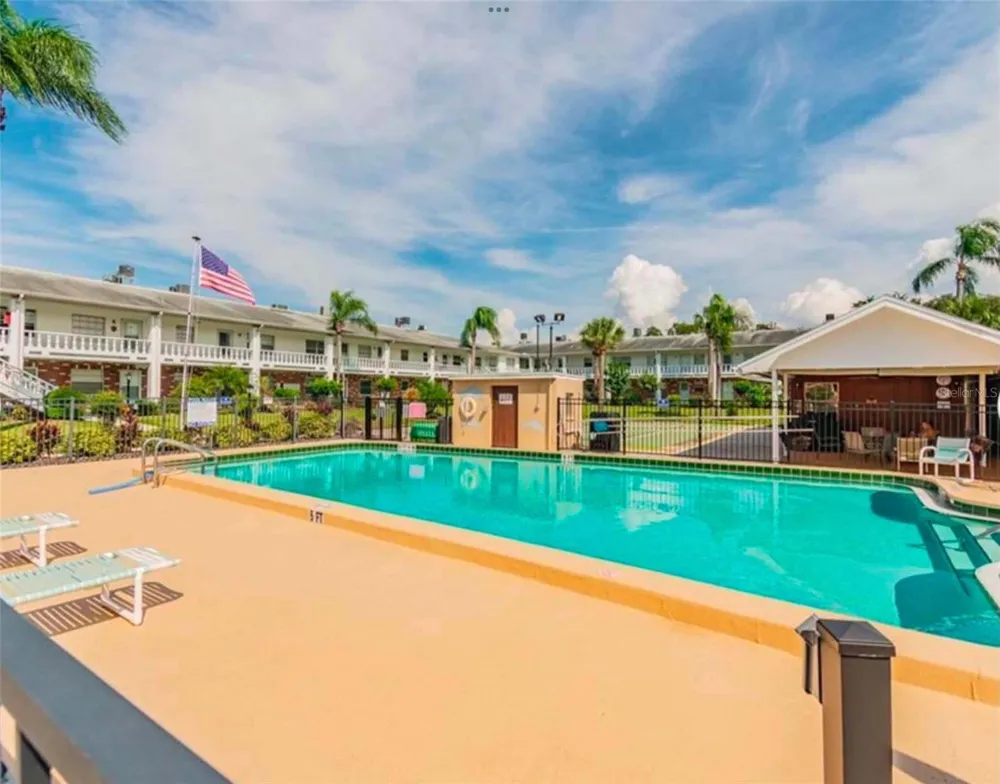 4744 AZALEA DRIVE #204 New Port Richey, FL 34652