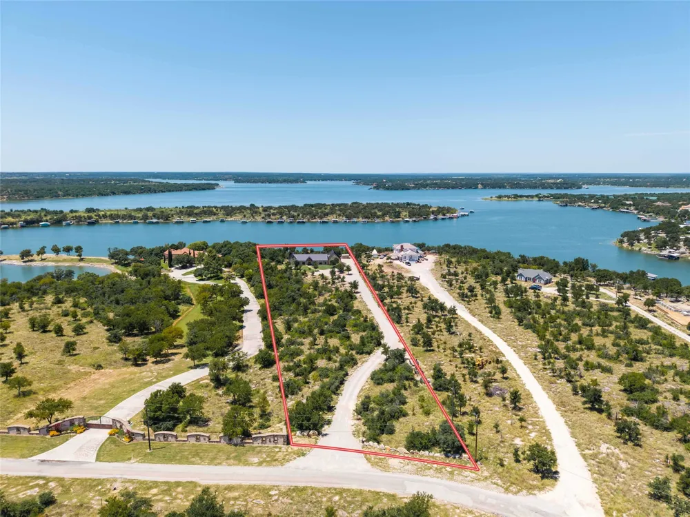 1005 Deepwater Road Brownwood, TX 76801