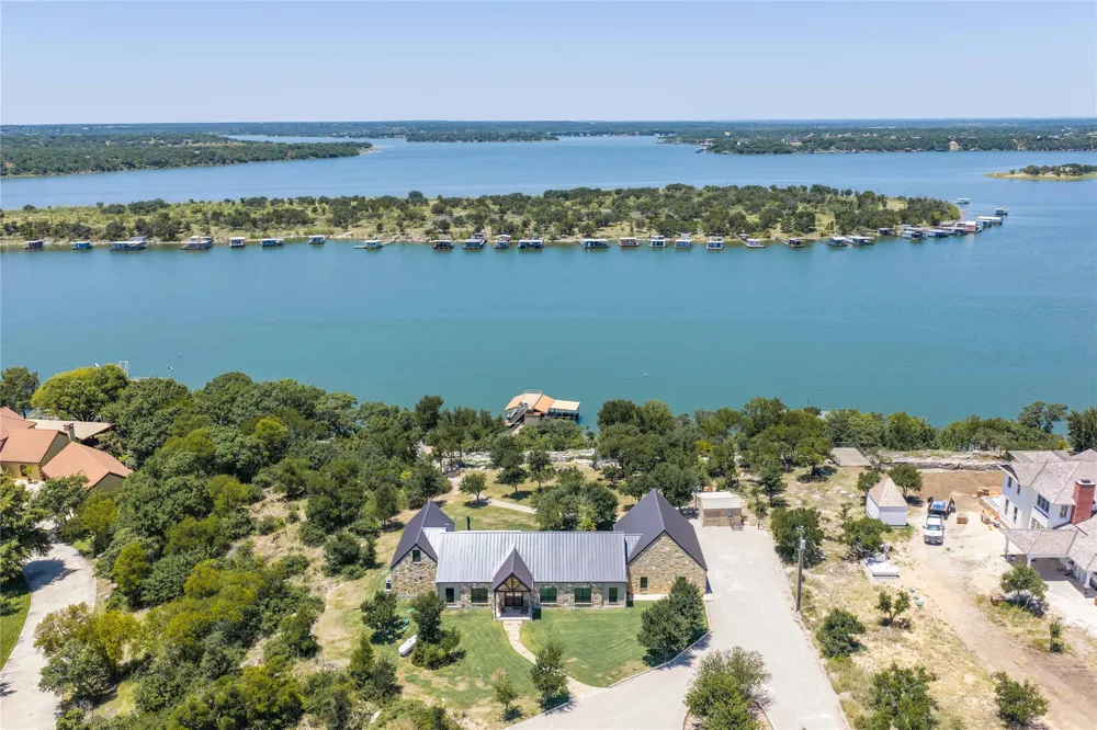 1005 Deepwater Road Brownwood, TX 76801