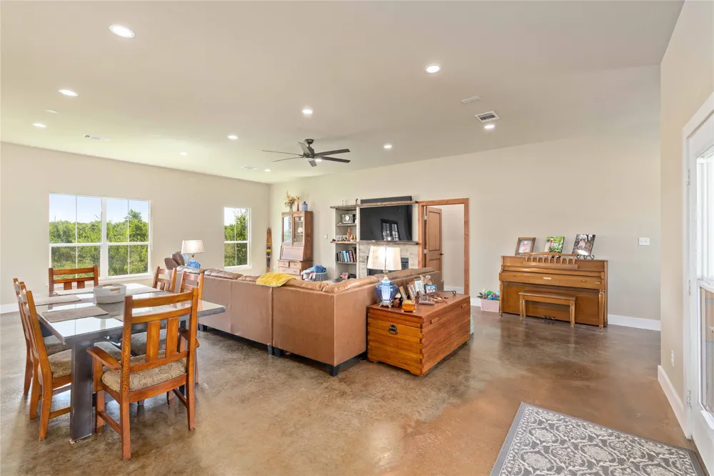 1005 Deepwater Road Brownwood, TX 76801