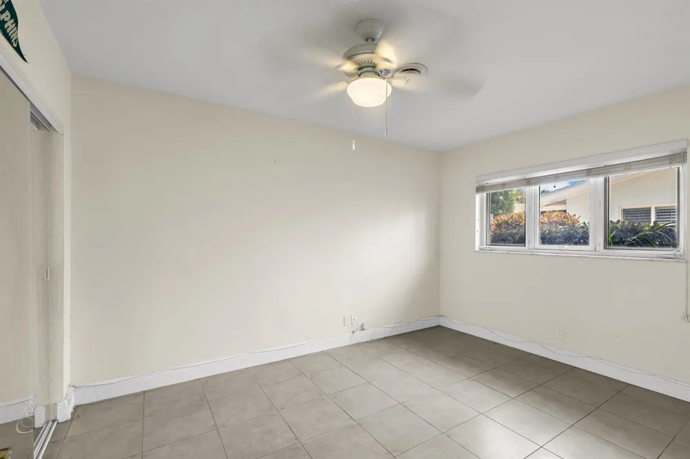 4220 NE 26TH AVENUE Lighthouse Point, FL 33064