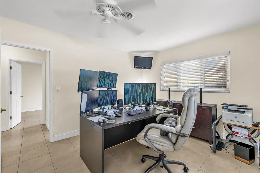 4220 NE 26TH AVENUE Lighthouse Point, FL 33064