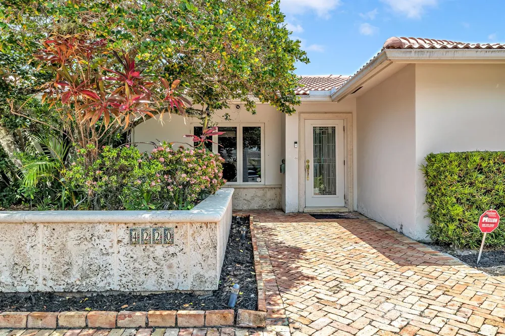 4220 NE 26TH AVENUE Lighthouse Point, FL 33064