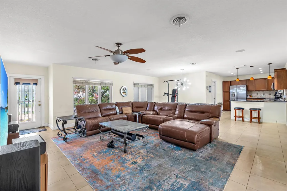 4220 NE 26TH AVENUE Lighthouse Point, FL 33064