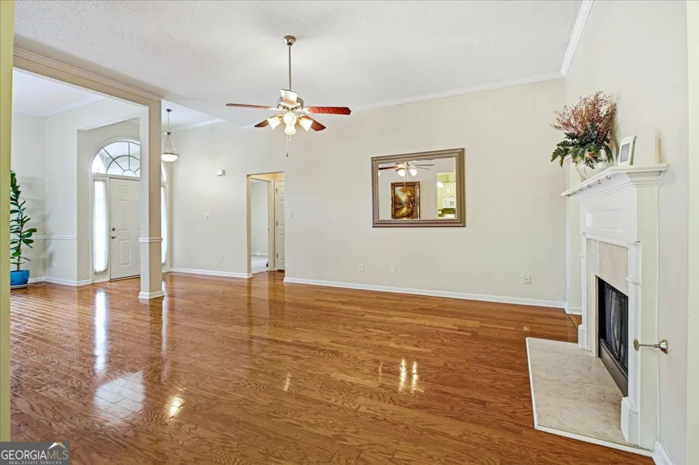 100 Avondale CIR Newnan, GA 30265
