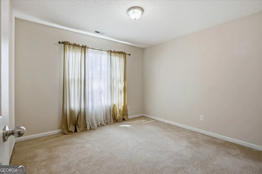 100 Avondale CIR Newnan, GA 30265