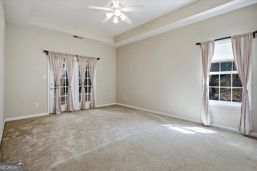100 Avondale CIR Newnan, GA 30265