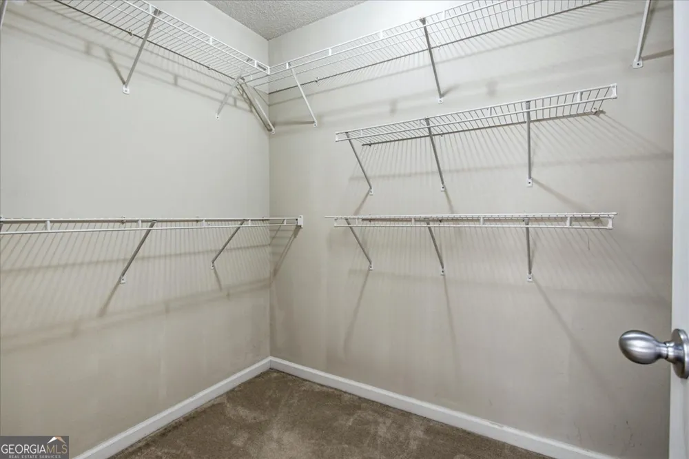 100 Avondale CIR Newnan, GA 30265
