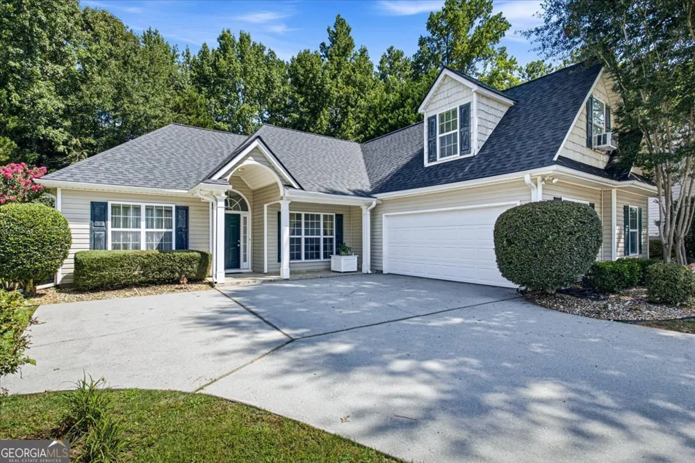 100 Avondale CIR Newnan, GA 30265