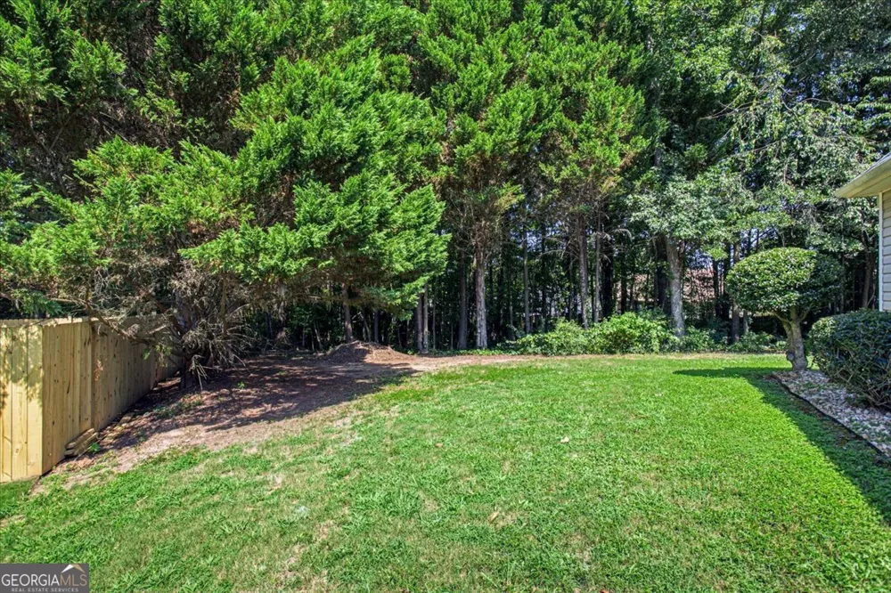 100 Avondale CIR Newnan, GA 30265