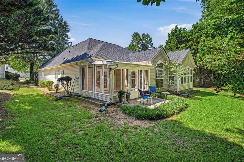 100 Avondale CIR Newnan, GA 30265
