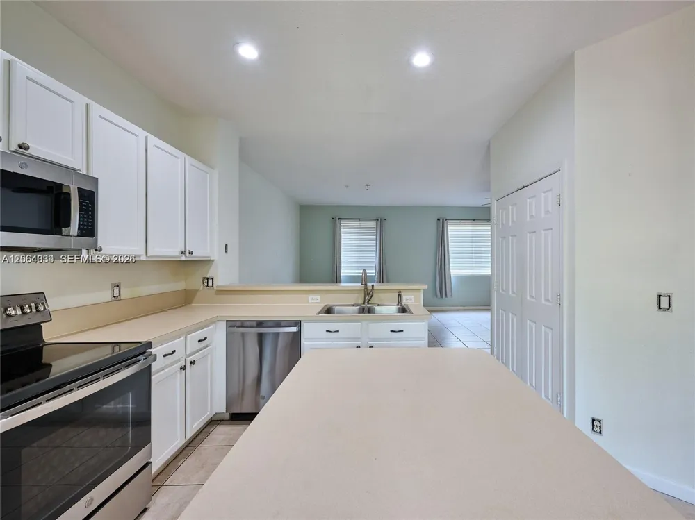 3182 Greenleaf Cir Boynton Beach, FL 33426