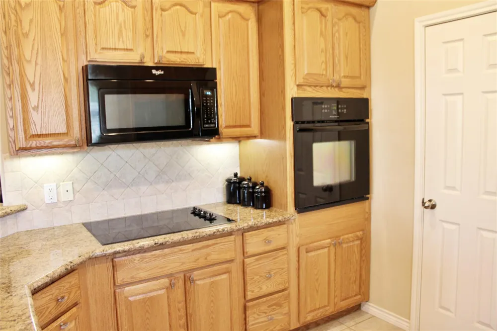 110 S River Drive Columbus, TX 78934